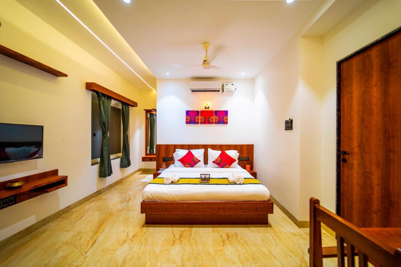 Hotel Canvasand By Eease Hospitality Nagaon  Exteriér fotografie